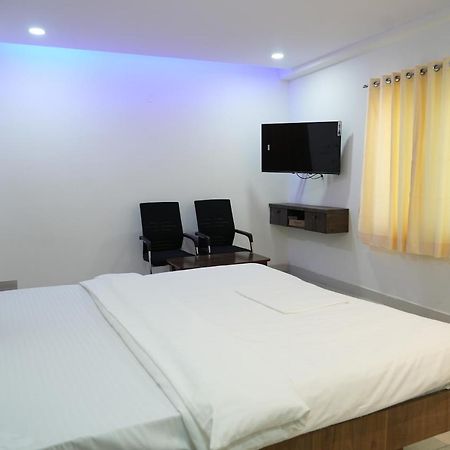 Hotel 5 Star Grand- Premium Shamshabad Esterno foto