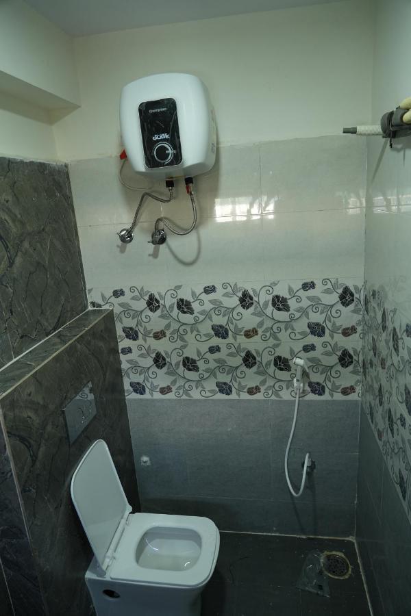 Hotel 5 Star Grand- Premium Shamshabad Esterno foto