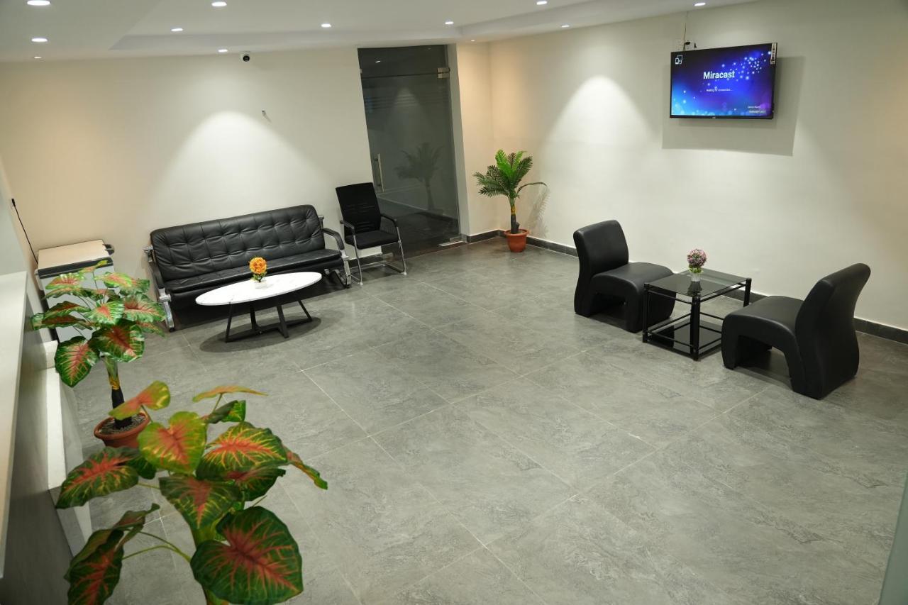 Hotel 5 Star Grand- Premium Shamshabad Esterno foto